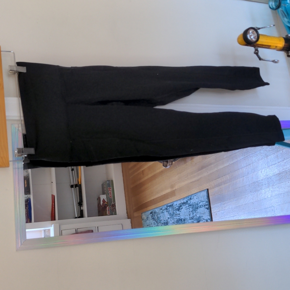 Black small yoga pants